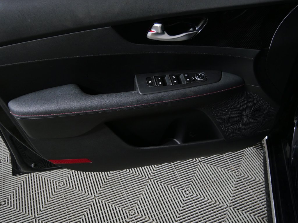 Used 2023 Kia Forte GT w/ GT2 Package FWD image 15