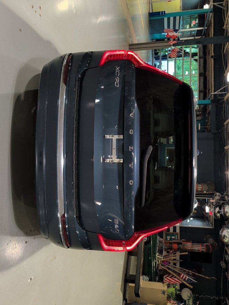Used 2023 Volvo XC90 B6 Plus AWD/4WD image 16