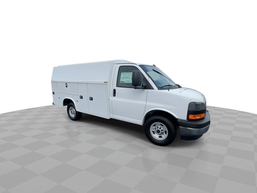 New 2025 GMC Savana 3500 w/ Power Convenience Package RWD image 5