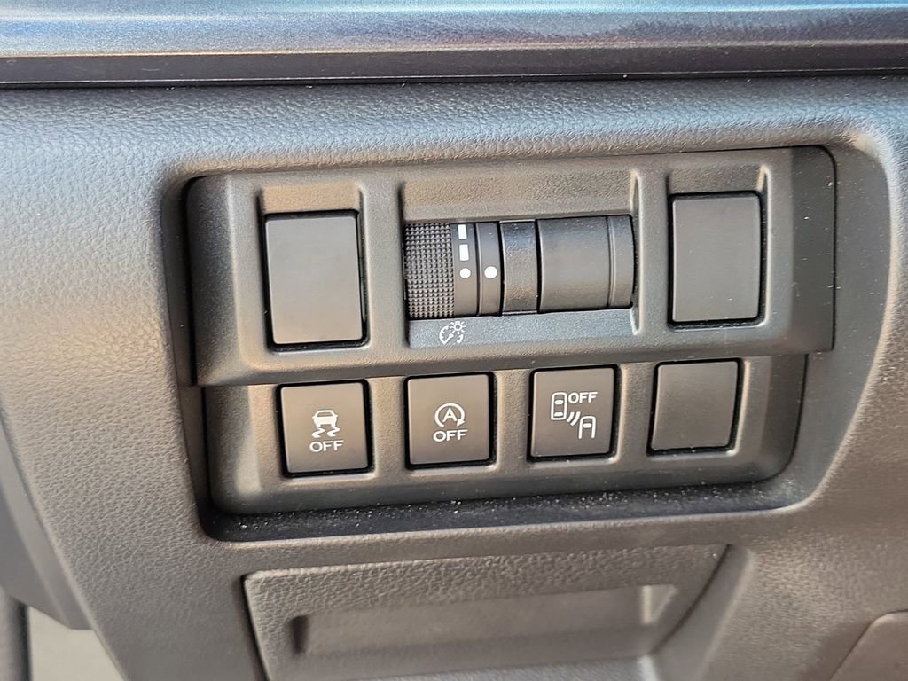 Used 2021 Subaru Crosstrek 2.5i Sport w/ Moonroof Package image 30