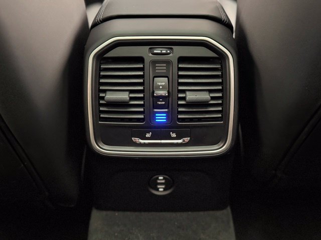 Certified 2023 Porsche Macan GTS AWD/4WD image 34