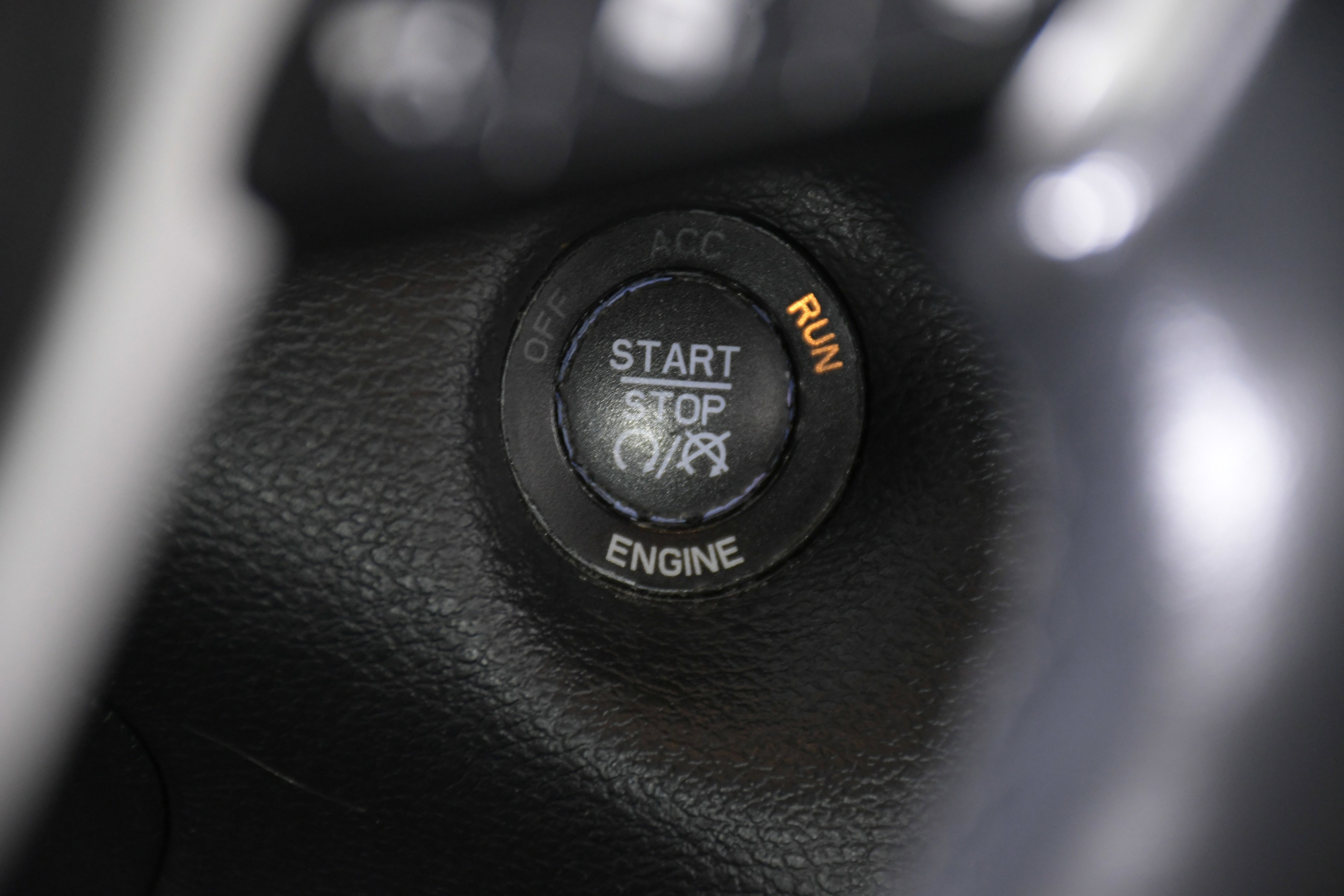 Used 2016 Jeep Cherokee Trailhawk w/ Comfort/Convenience Group image 20