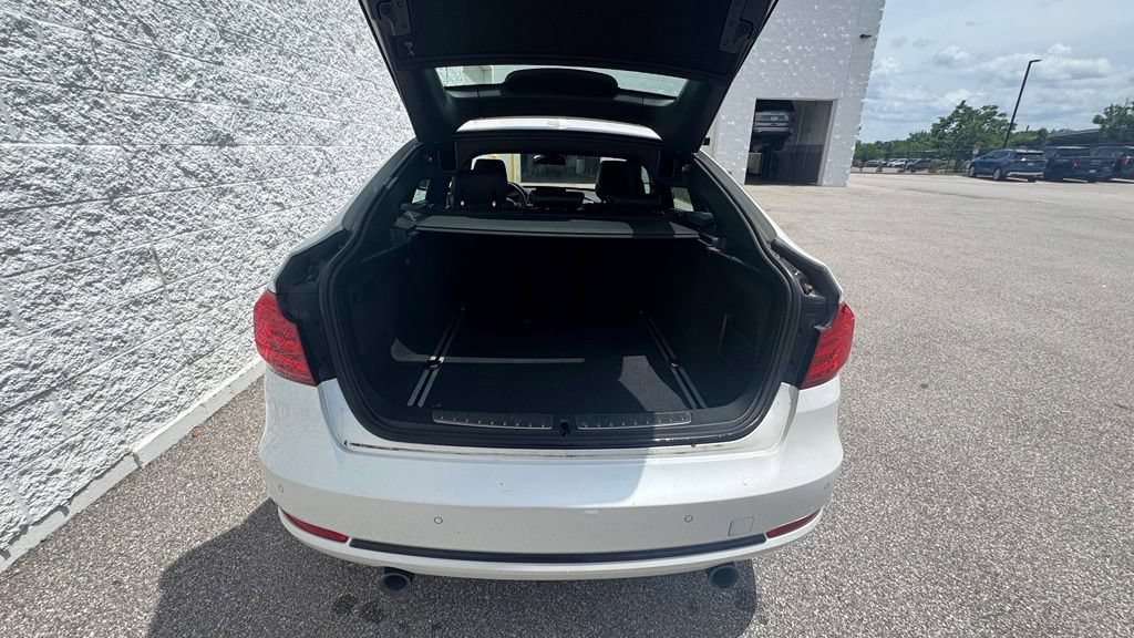 Used 2016 BMW 335i Gran Turismo xDrive AWD/4WD image 5