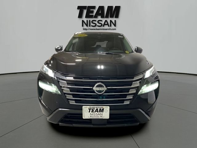 Certified 2024 Nissan Rogue S AWD/4WD image 2
