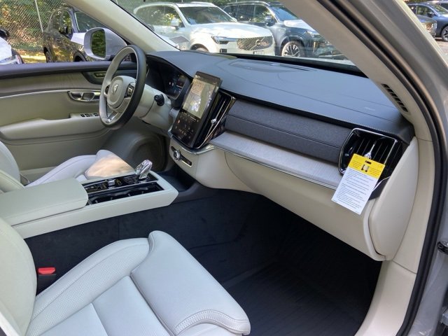New 2026 Volvo XC90 B6 Ultra w/ Lounge Package image 19