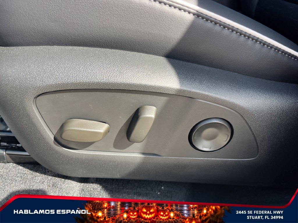 New 2026 Buick Enclave Sport Touring w/ Power Package FWD image 17