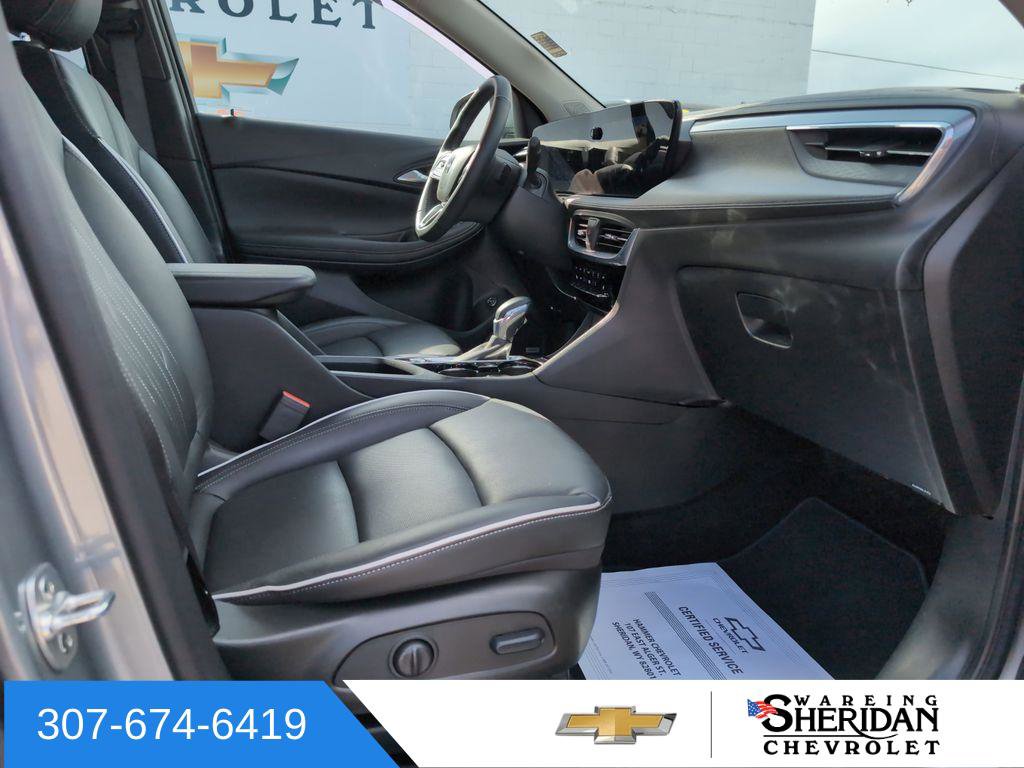 Used 2024 Buick Encore GX Avenir w/ Avenir Technology Package image 31