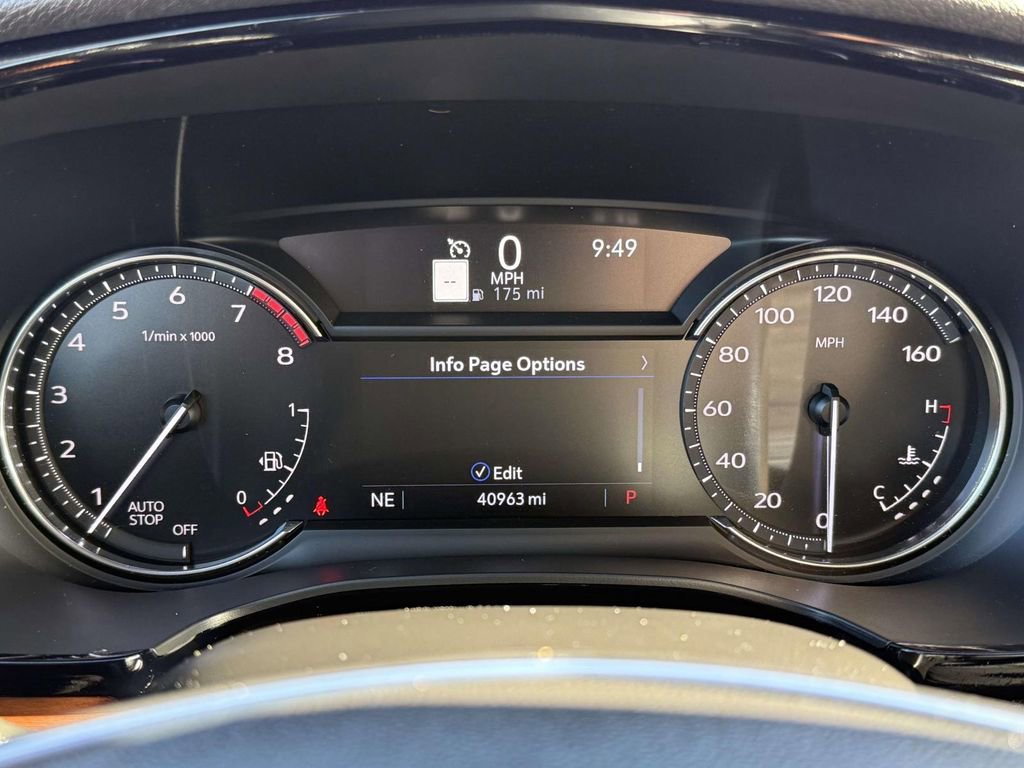 Used 2021 Cadillac XT5 Premium Luxury image 14