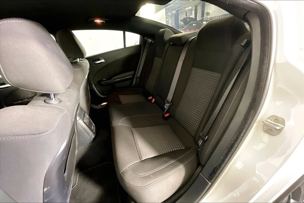 Used 2021 Dodge Charger R/T w/ Carbon/Suede Interior Package RWD image 32