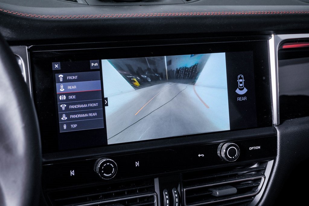 Certified 2025 Porsche Macan image 23