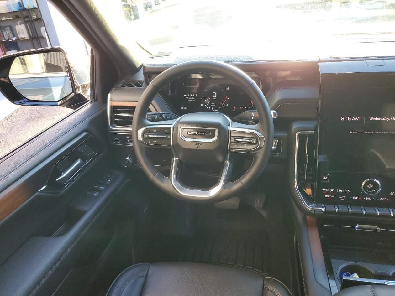 Used 2026 GMC Yukon Denali w/ LPO, Floor Liner Package RWD image 12