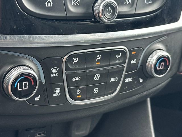 Used 2023 Chevrolet Traverse RS w/ LPO, Floor Liner Package image 31