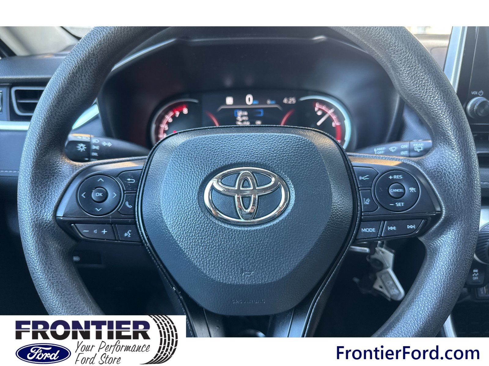 Used 2024 Toyota RAV4 LE AWD/4WD image 24