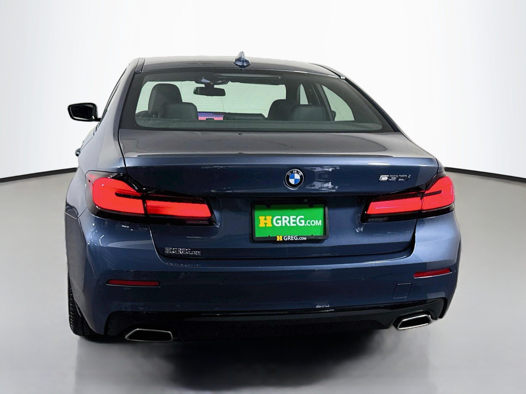 Used 2023 BMW 530i w/ Premium Package RWD image 8