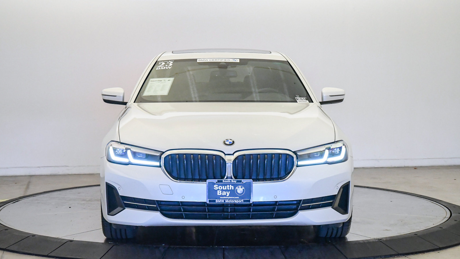 Used 2023 BMW 530i w/ Convenience Package RWD image 7