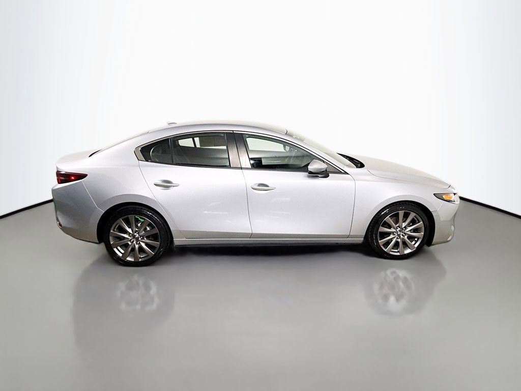 Used 2019 MAZDA MAZDA3 w/Preferred Pkg image 8