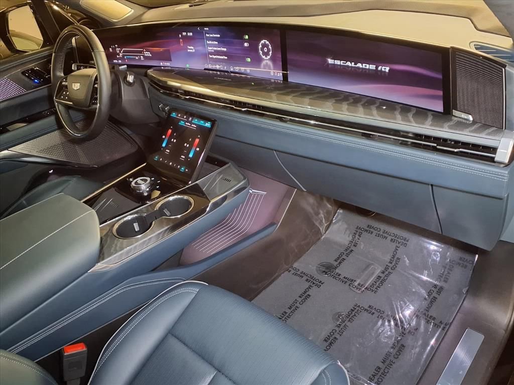 Certified 2025 Cadillac Escalade IQ Sport 2 image 23