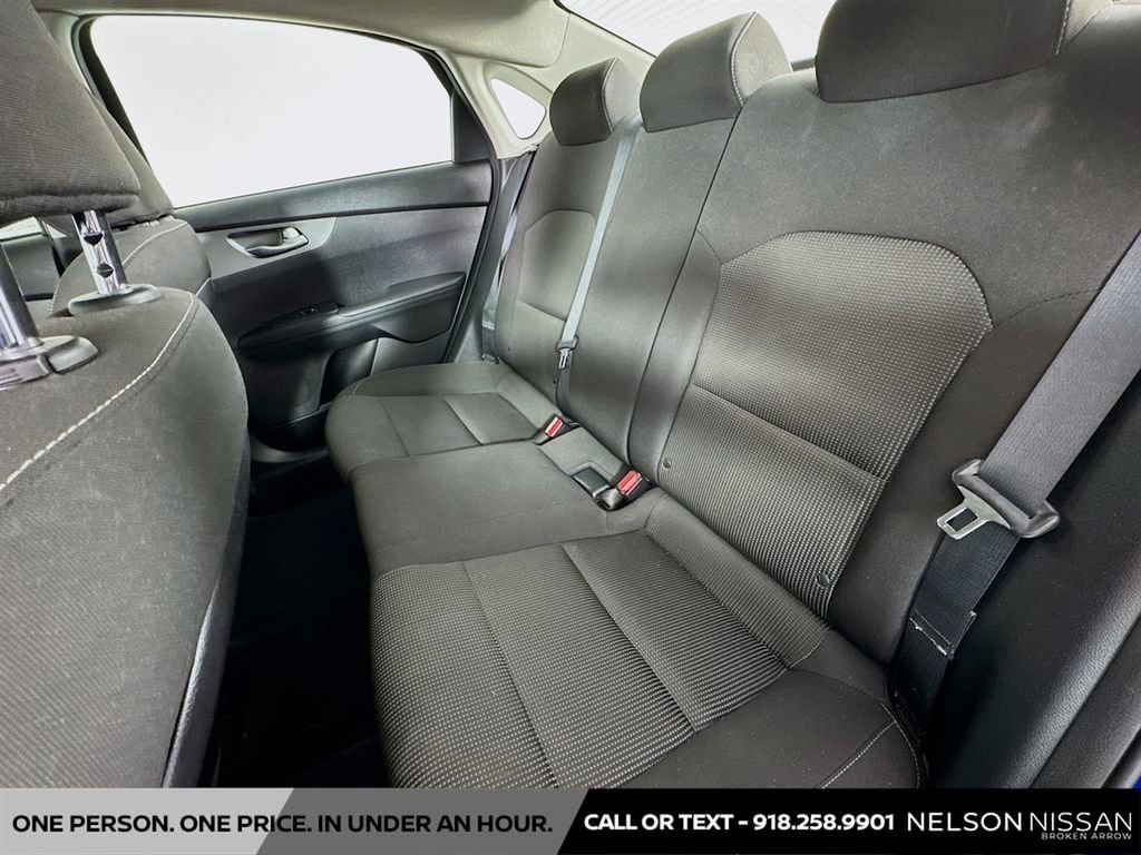 Used 2019 Kia Forte LXS FWD image 22