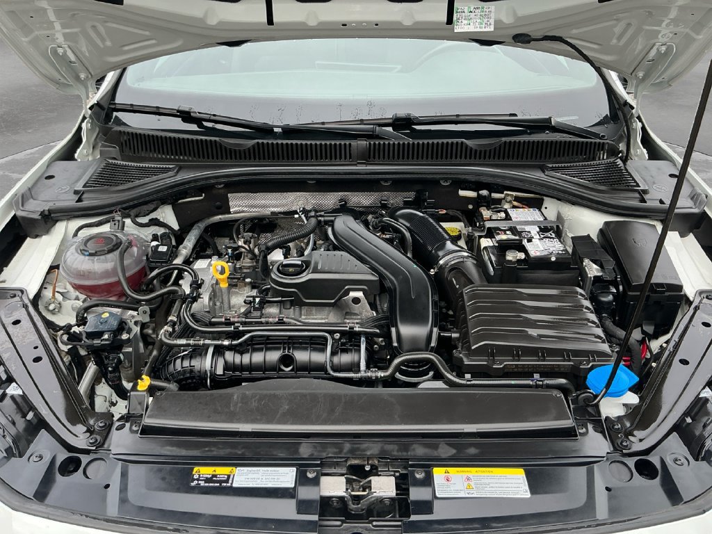 Used 2025 Volkswagen Jetta Sport FWD image 18