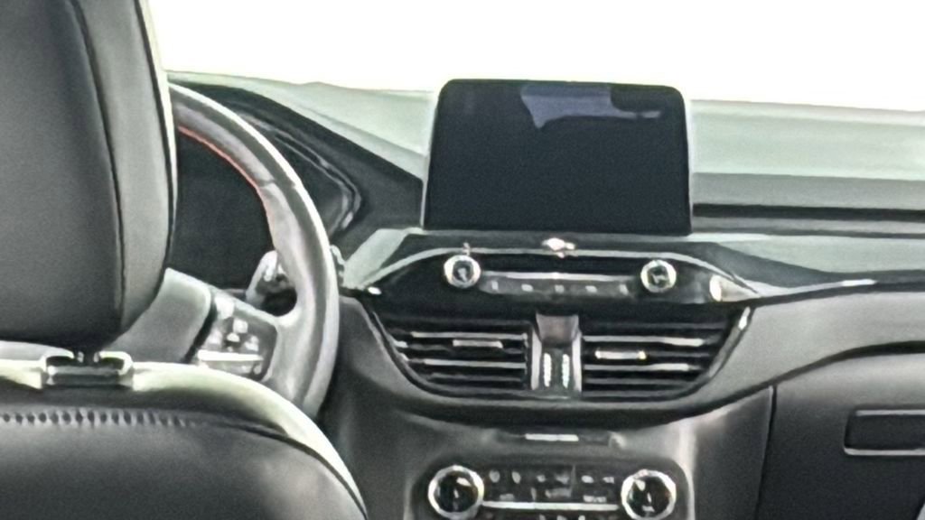 Used 2023 Ford Escape ST-Line AWD/4WD image 17