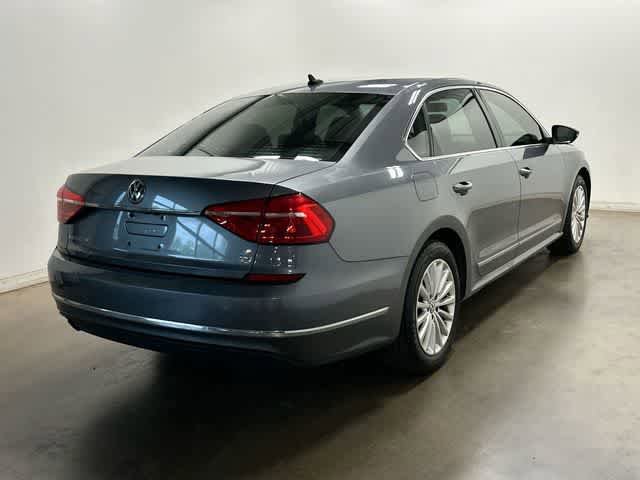 Used 2016 Volkswagen Passat 1.8T SE FWD image 31