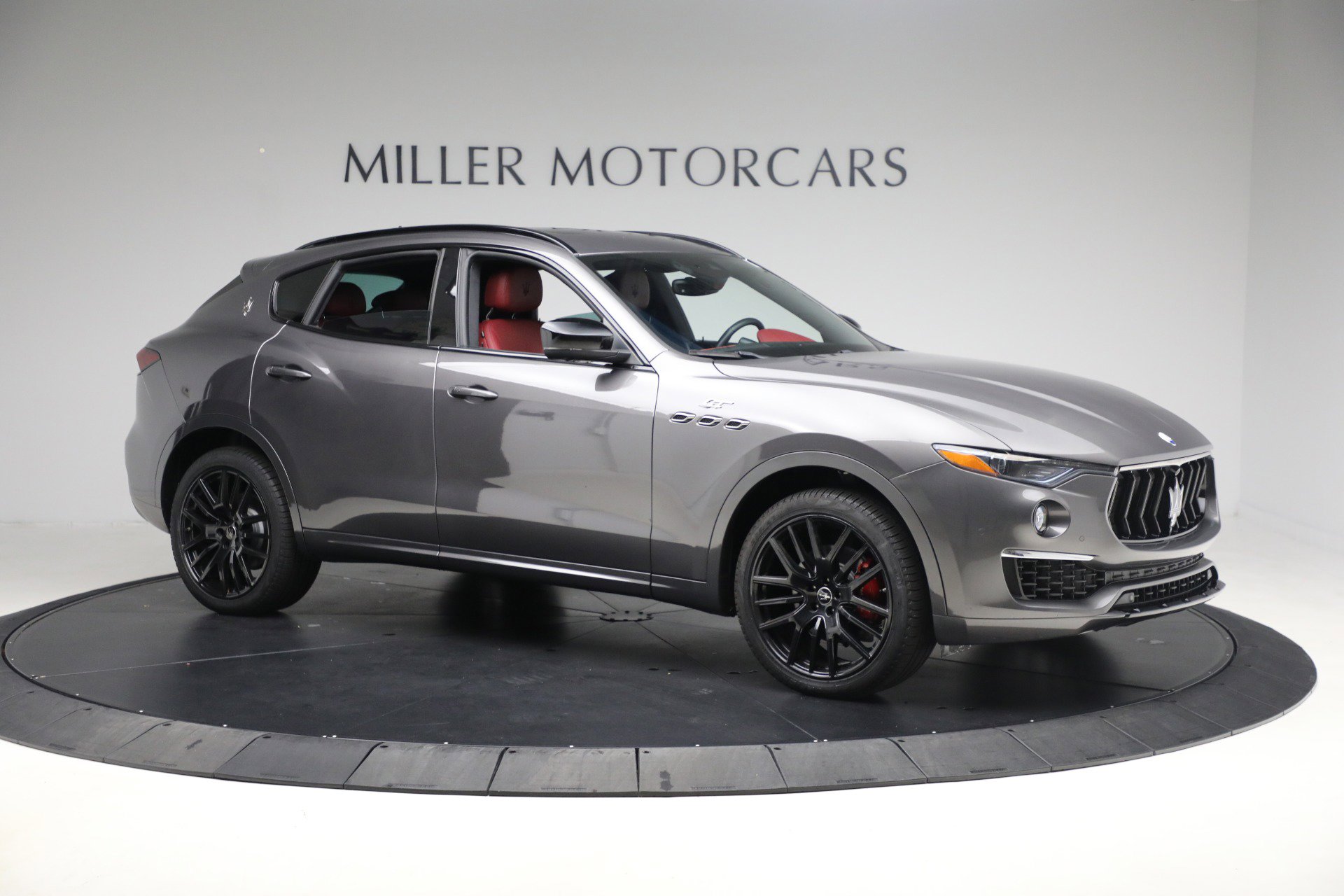 Certified 2022 Maserati Levante GT image 7