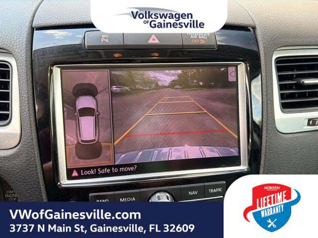 Used 2014 Volkswagen Touareg Executive AWD/4WD image 21
