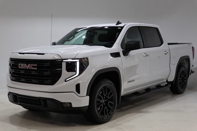 Used 2023 GMC Sierra 1500 Elevation AWD/4WD image 3