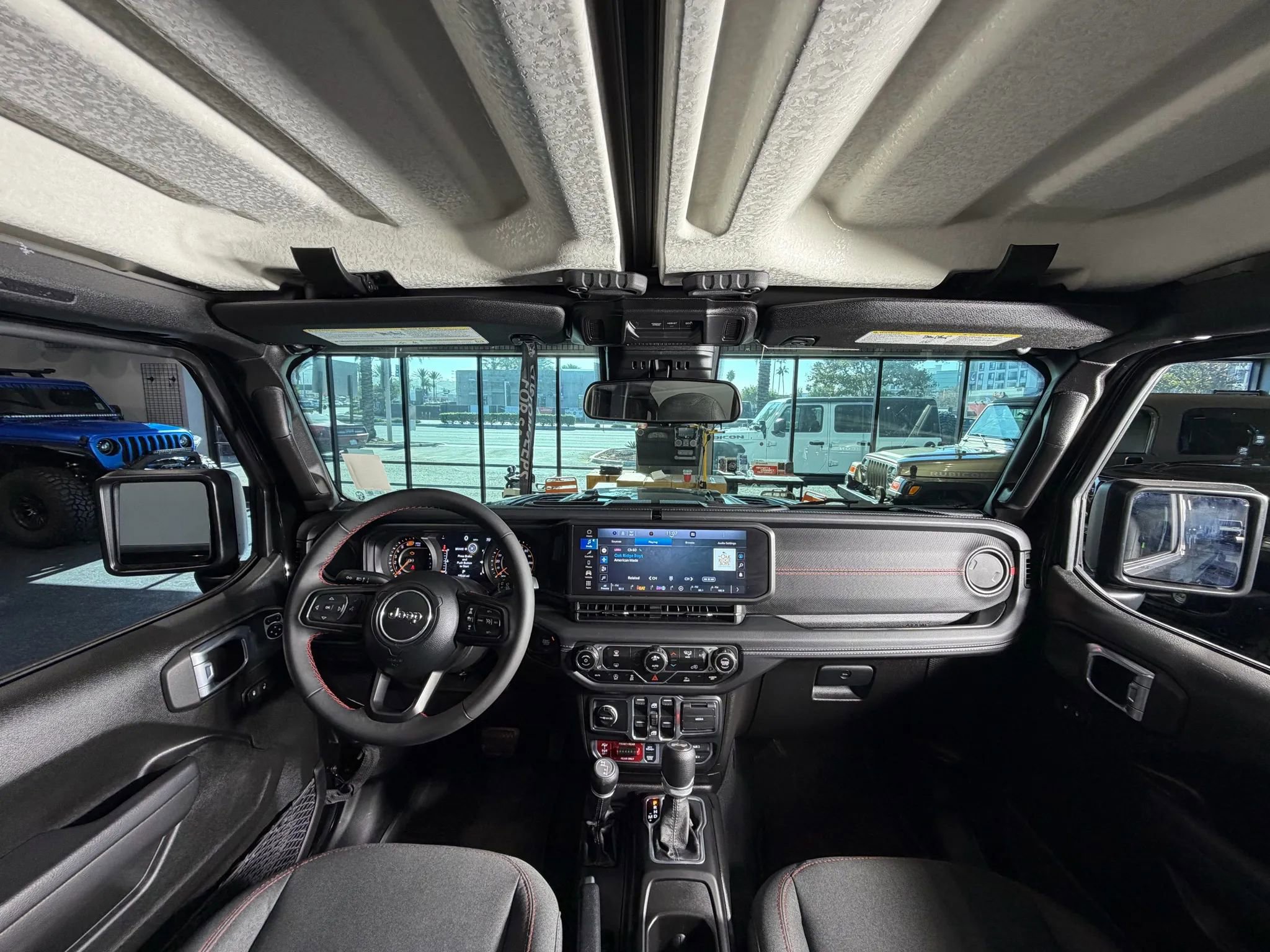 Used 2024 Jeep Wrangler Unlimited Rubicon image 19