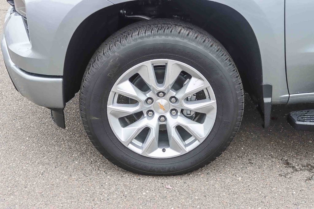 New 2026 Chevrolet Silverado 1500 Custom image 9