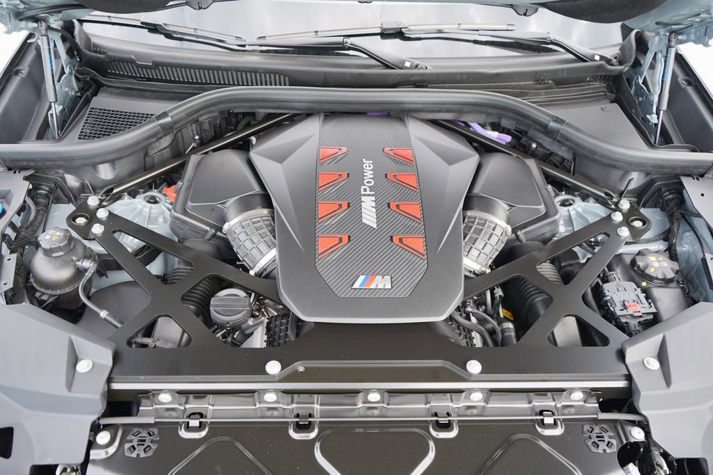 New 2026 BMW X5 M Competition w/ Executive Package image 21