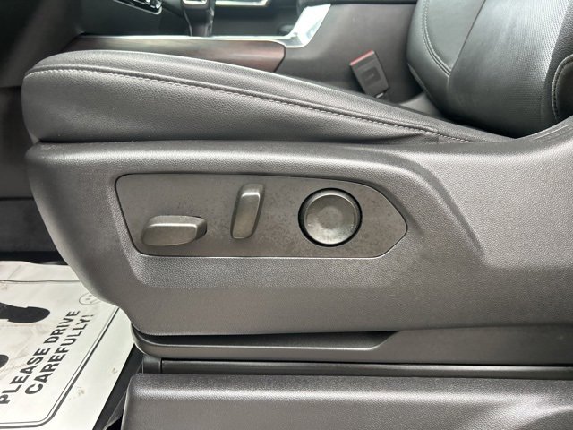 Used 2023 GMC Sierra 1500 SLT w/ SLT Premium Package image 16