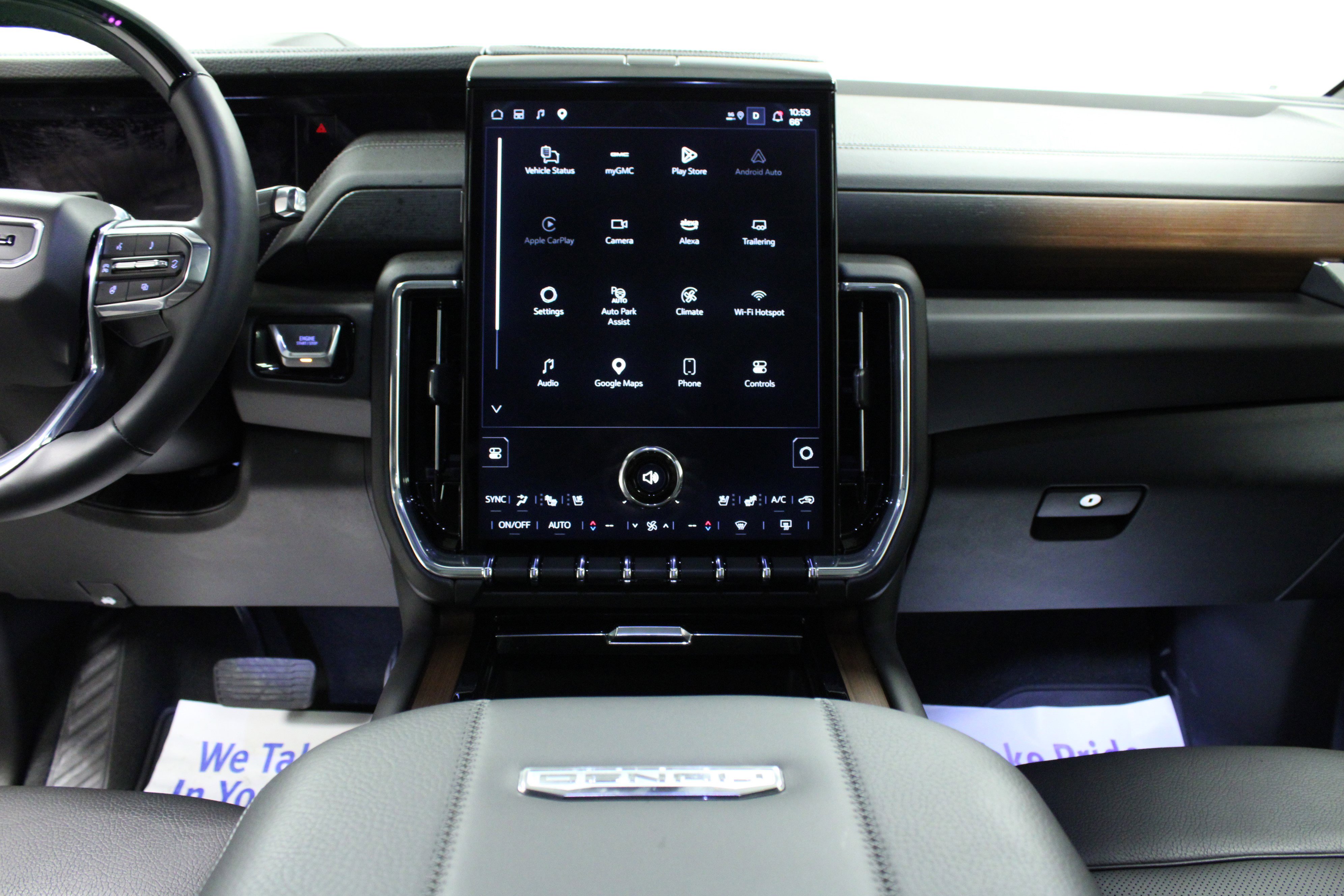 Used 2025 GMC Yukon Denali w/ Denali Reserve Package image 20