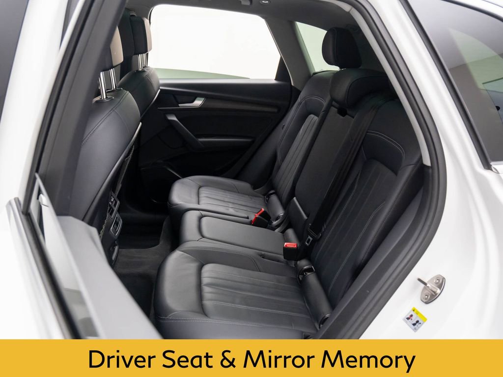 Used 2023 Audi Q5 2.0T Premium w/ Convenience Package image 16