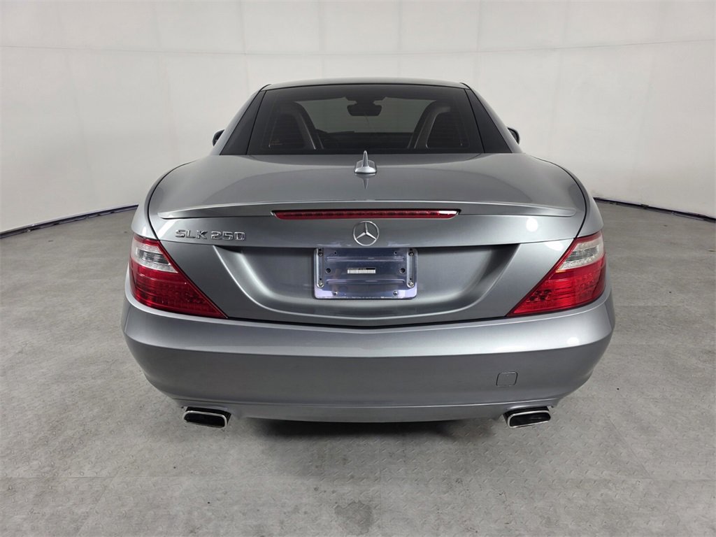 Used 2015 Mercedes-Benz SLK 250 image 6