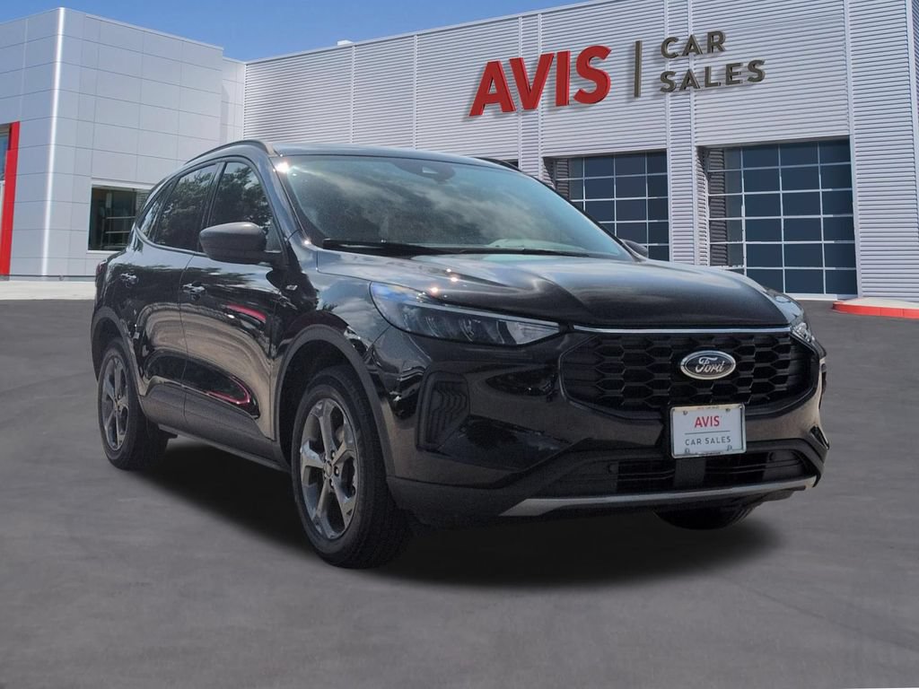 Used 2025 Ford Escape ST-Line AWD/4WD image 3