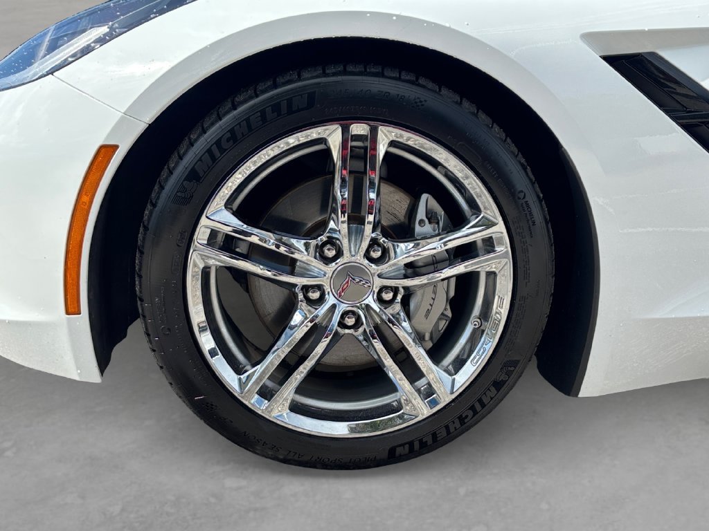 Used 2016 Chevrolet Corvette Stingray Coupe RWD image 9