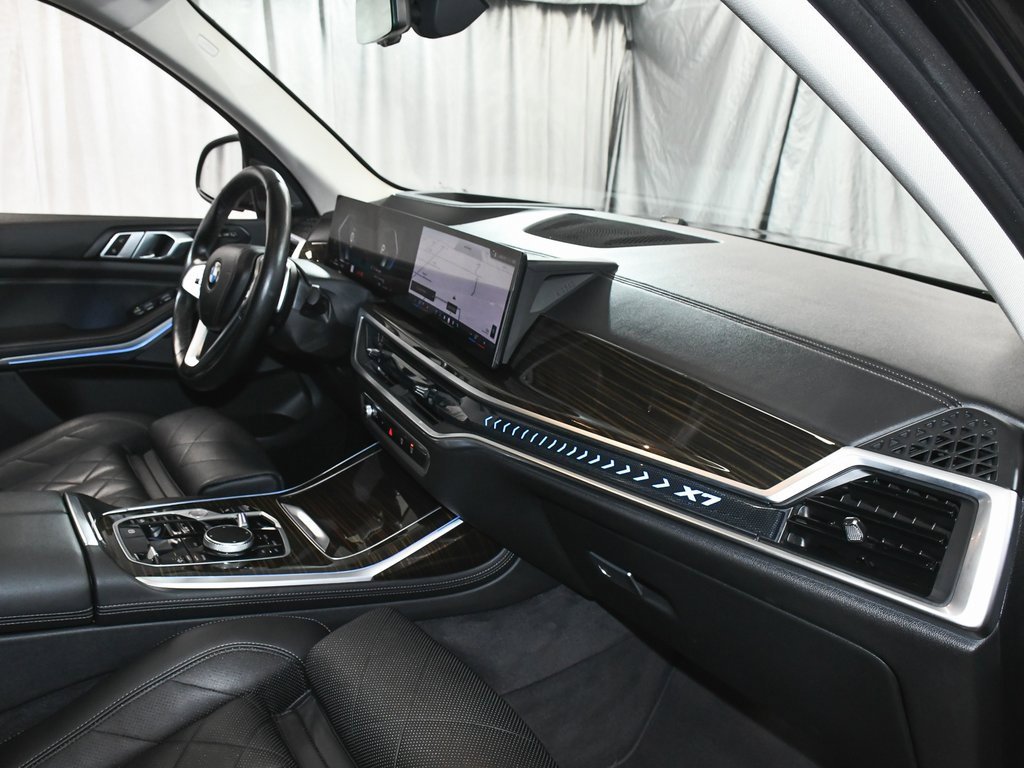 Used 2024 BMW X7 xDrive40i image 86