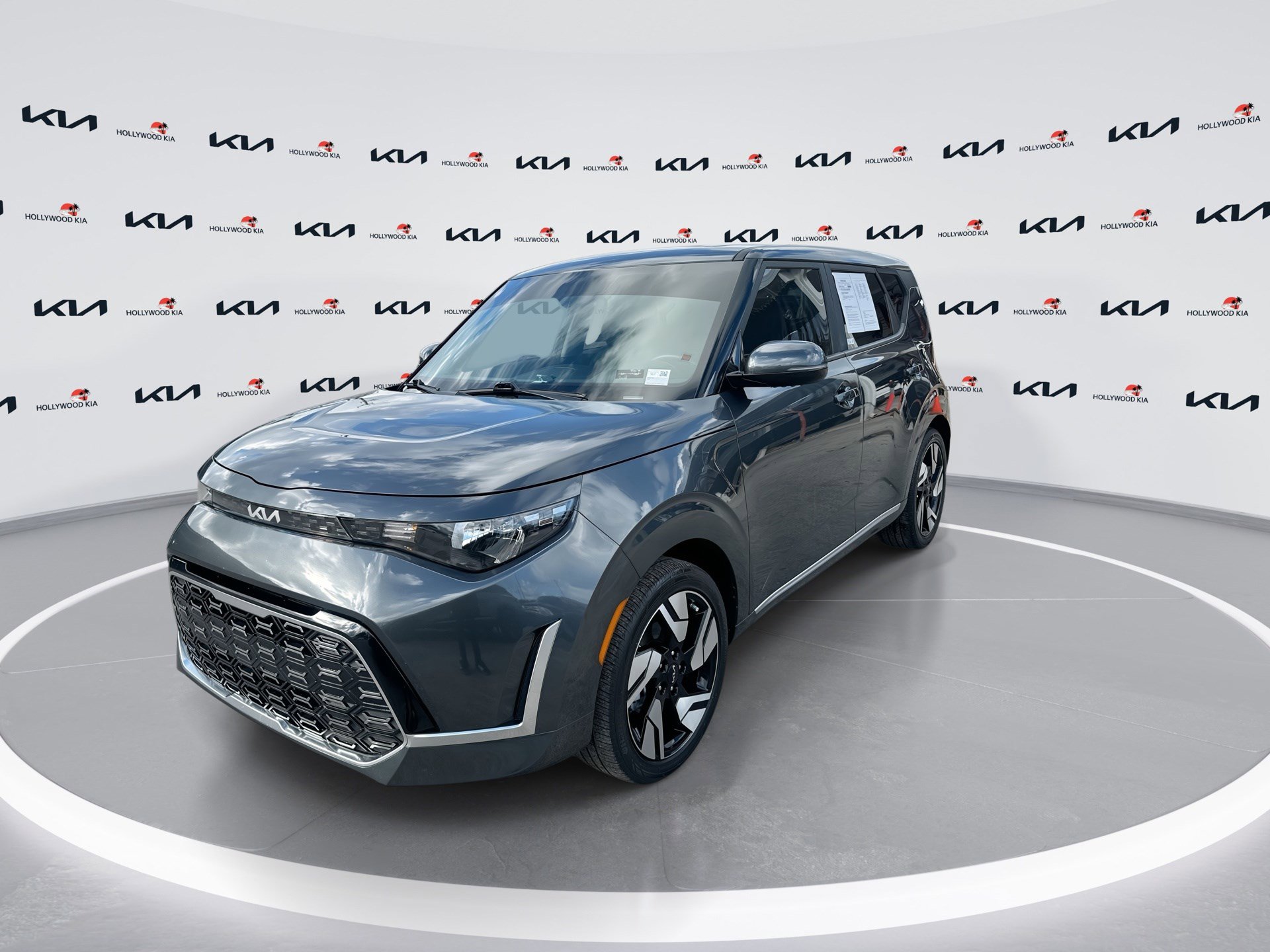 Used 2024 Kia Soul GT-Line FWD image 4