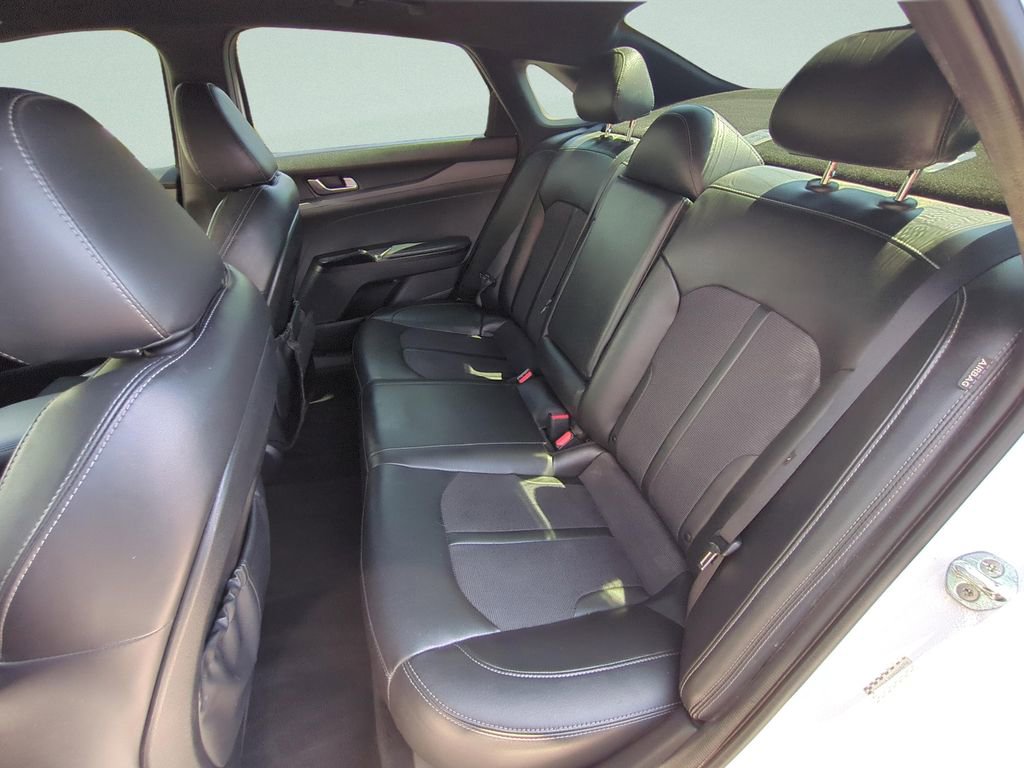 Used 2021 Kia K5 GT-Line FWD image 12