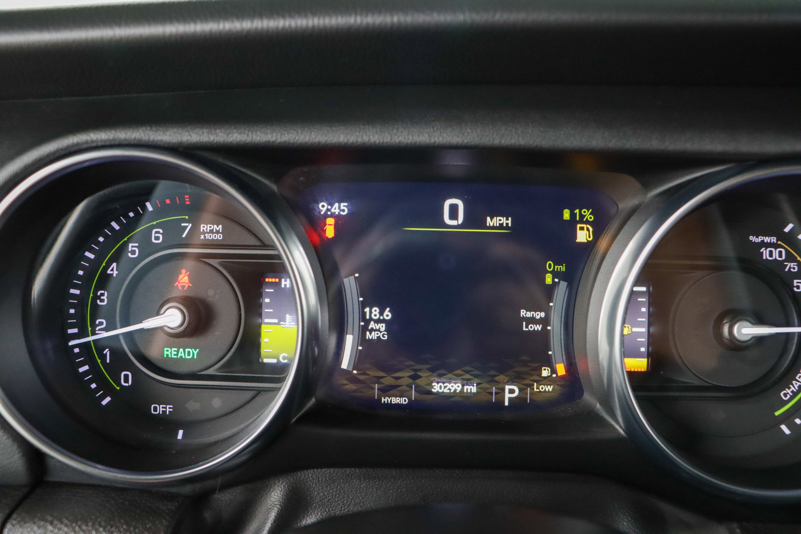 Used 2022 Jeep Wrangler Unlimited Sahara w/ Cold Weather Group image 17