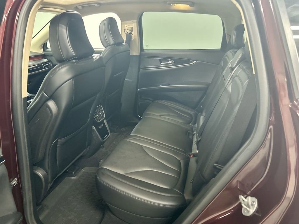 Used 2023 Lincoln Nautilus Reserve w/ Class II Trailer Tow Package image 21