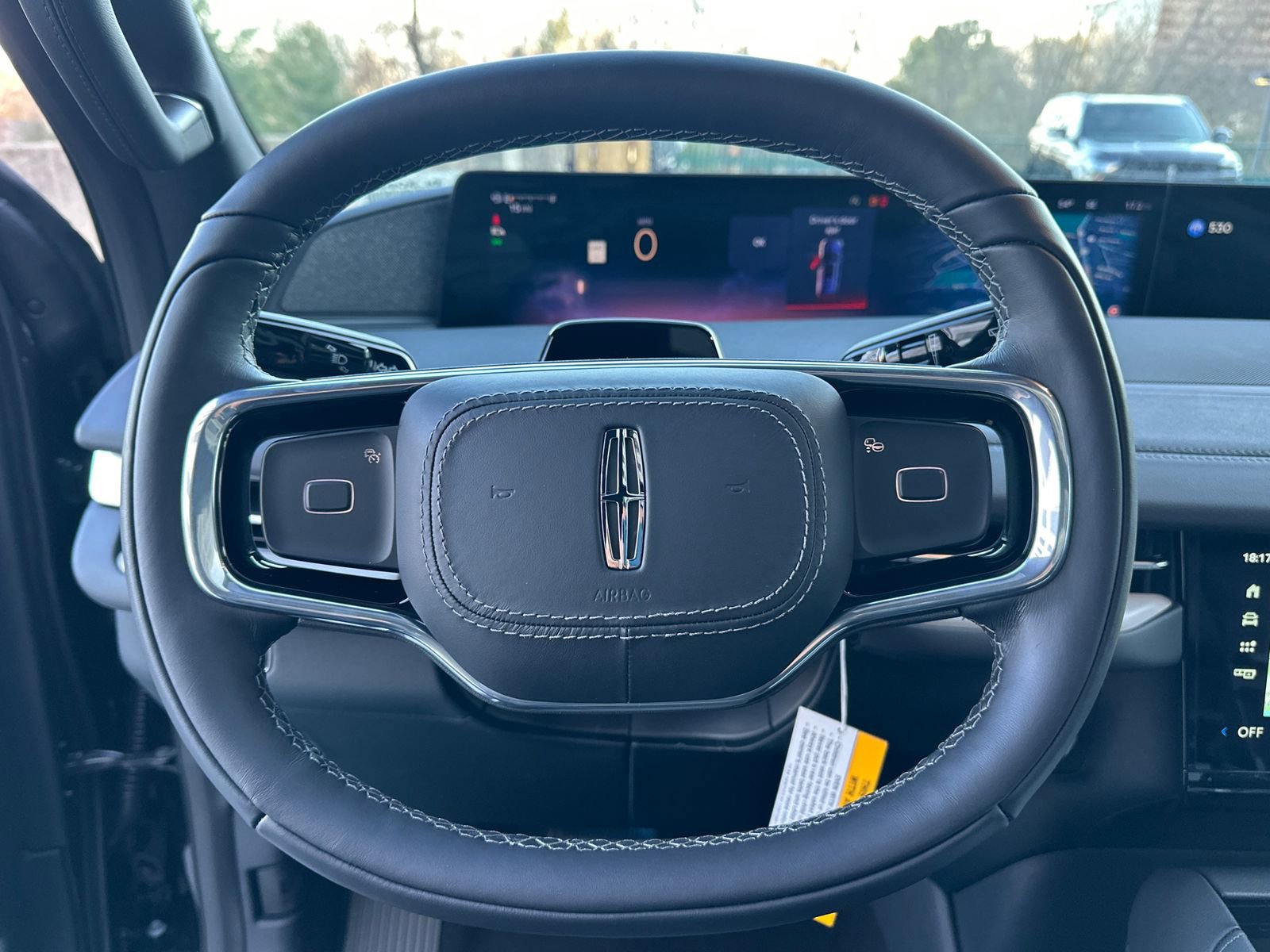 New 2026 Lincoln Navigator Reserve AWD/4WD image 26