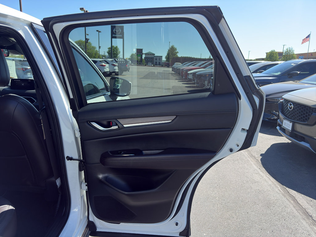 Used 2019 MAZDA CX-5 Signature AWD/4WD image 16