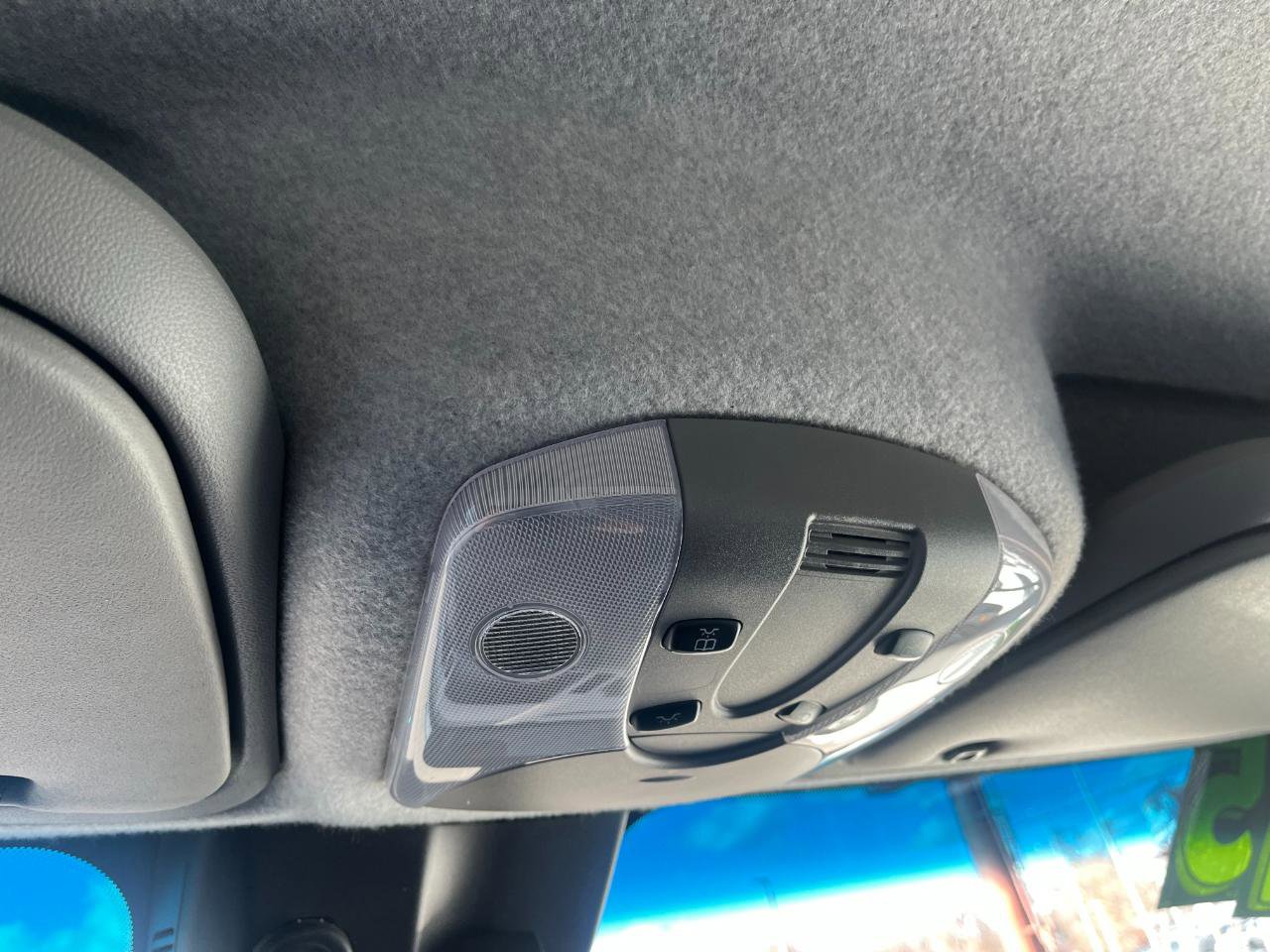 Used 2015 Mercedes-Benz Sprinter 2500 image 36