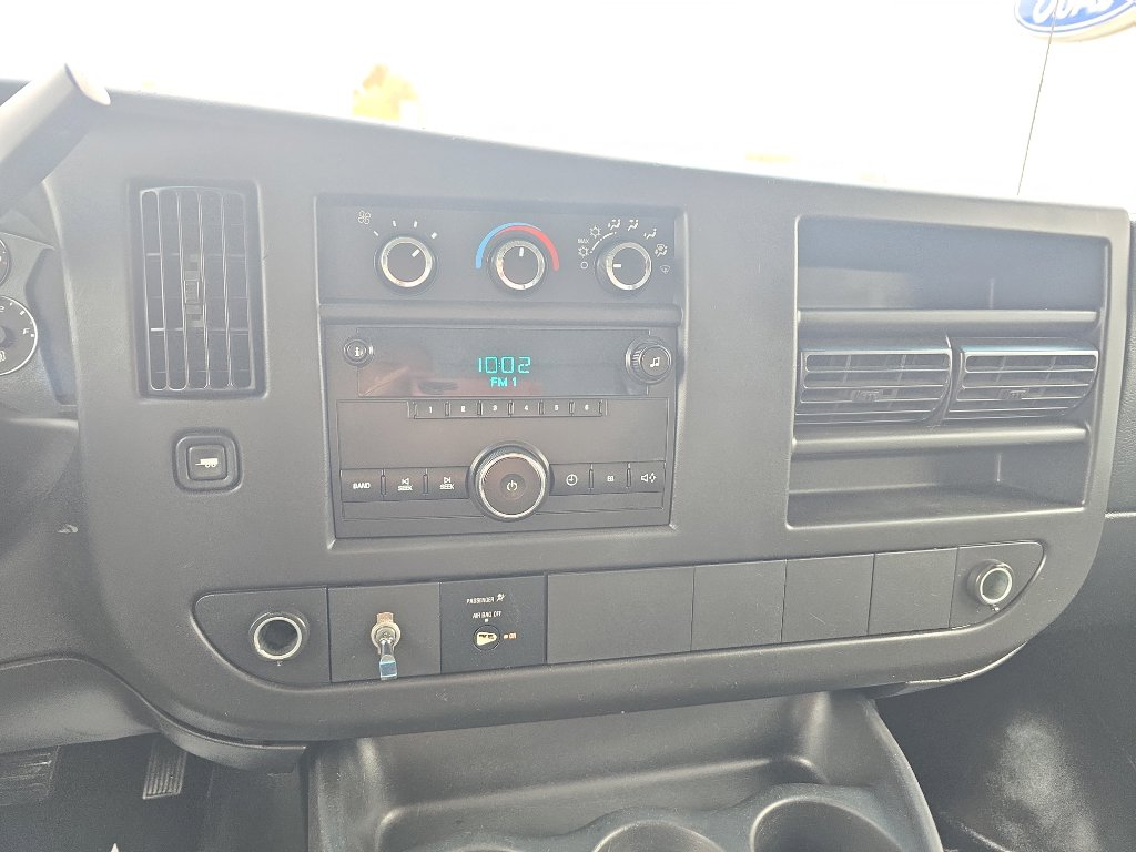 Used 2012 Chevrolet Express 3500 image 23