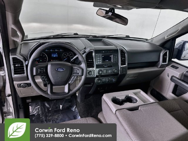 Used 2015 Ford F150 XLT AWD/4WD image 21