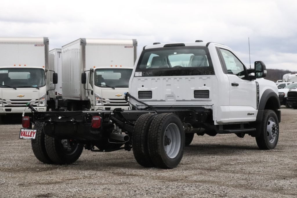 New 2025 Ford F550 4x4 Regular Cab Super Duty image 6