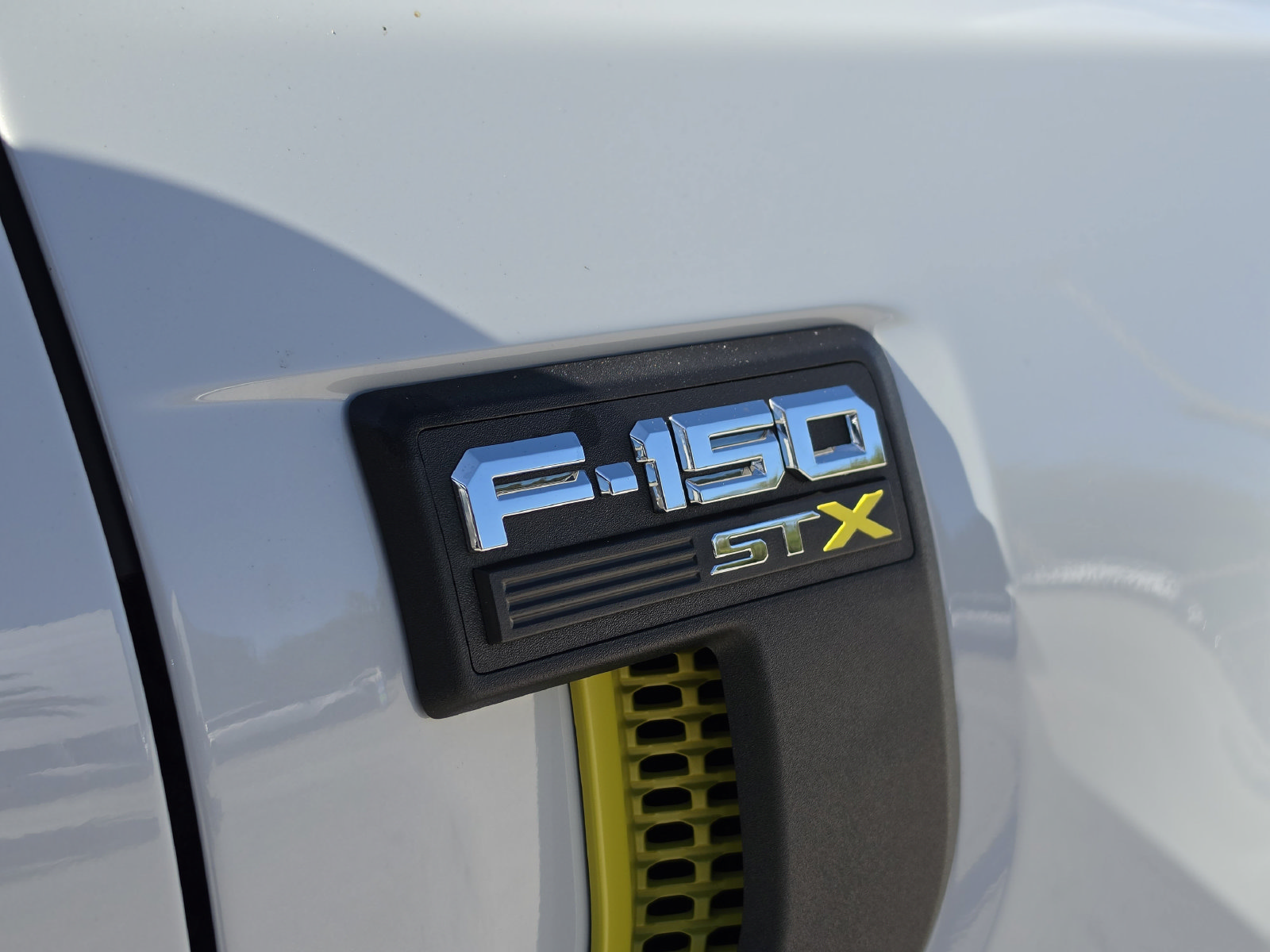 Used 2025 Ford F150 STX AWD/4WD image 16