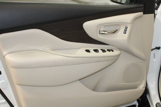 Used 2019 Nissan Murano Platinum AWD/4WD image 32